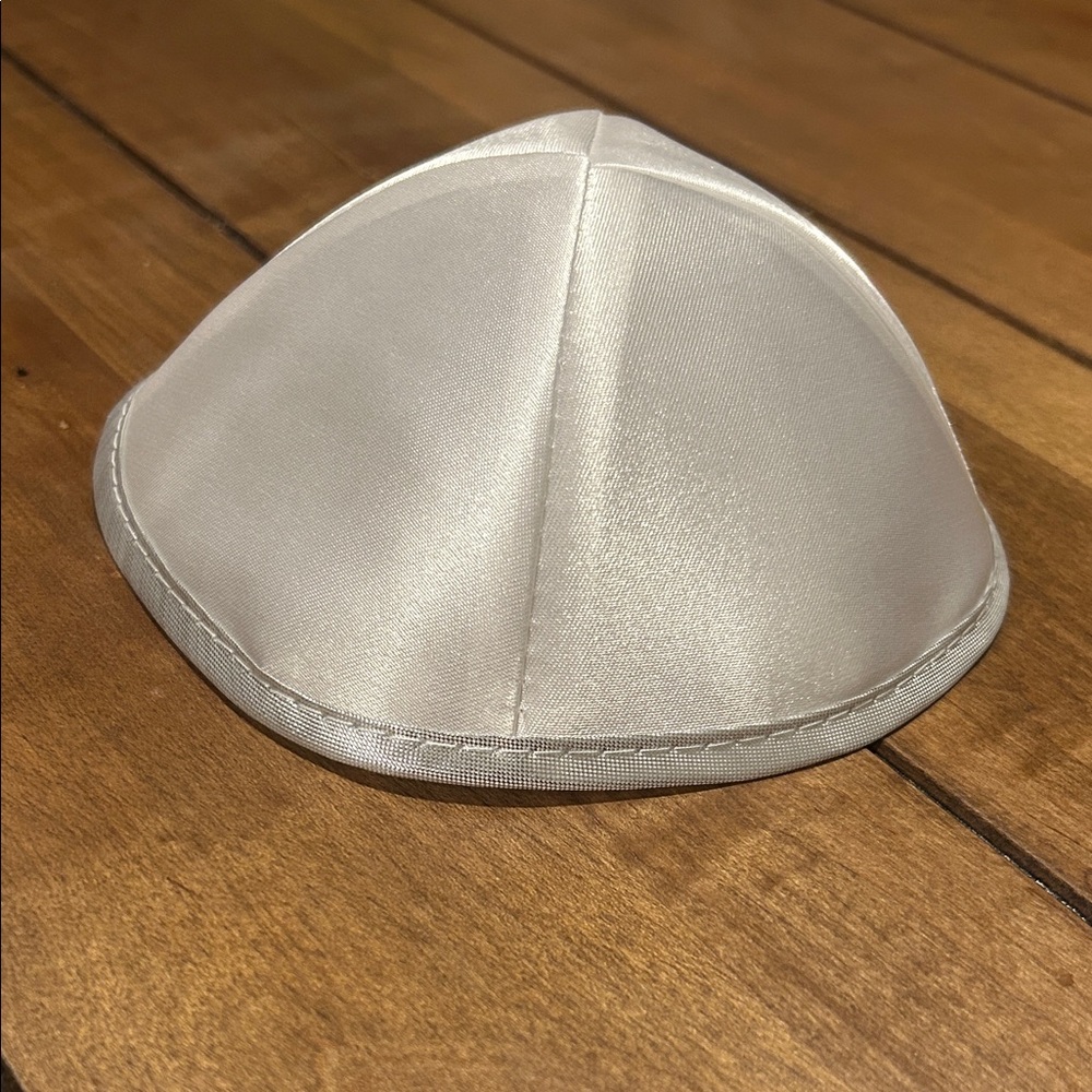 Elegant Silver Kippah